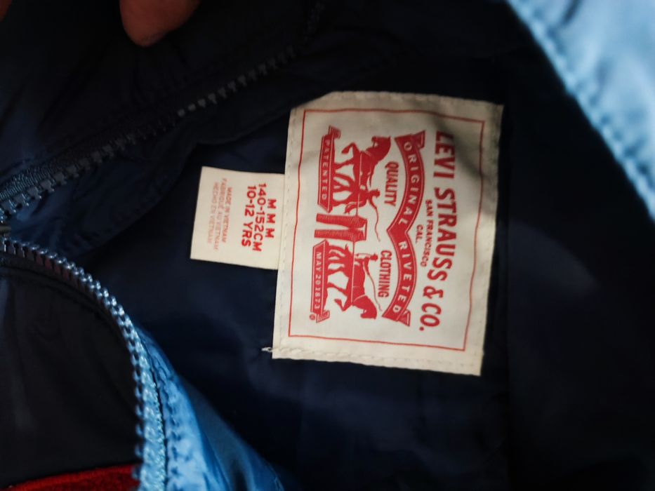 Zestaw kurtek i koszulek dla chłopca, rozm. 140-152