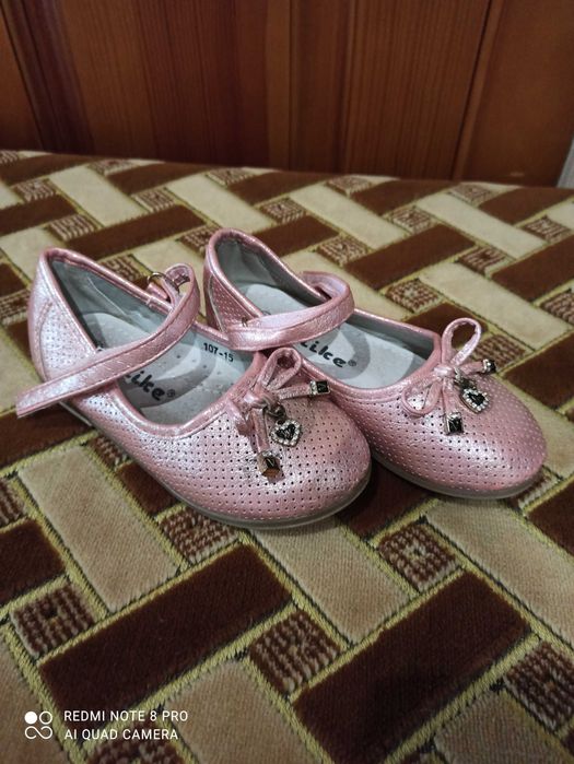Туфельки для девочки