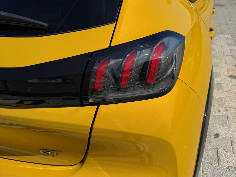 Peugeot 208 GT 2022