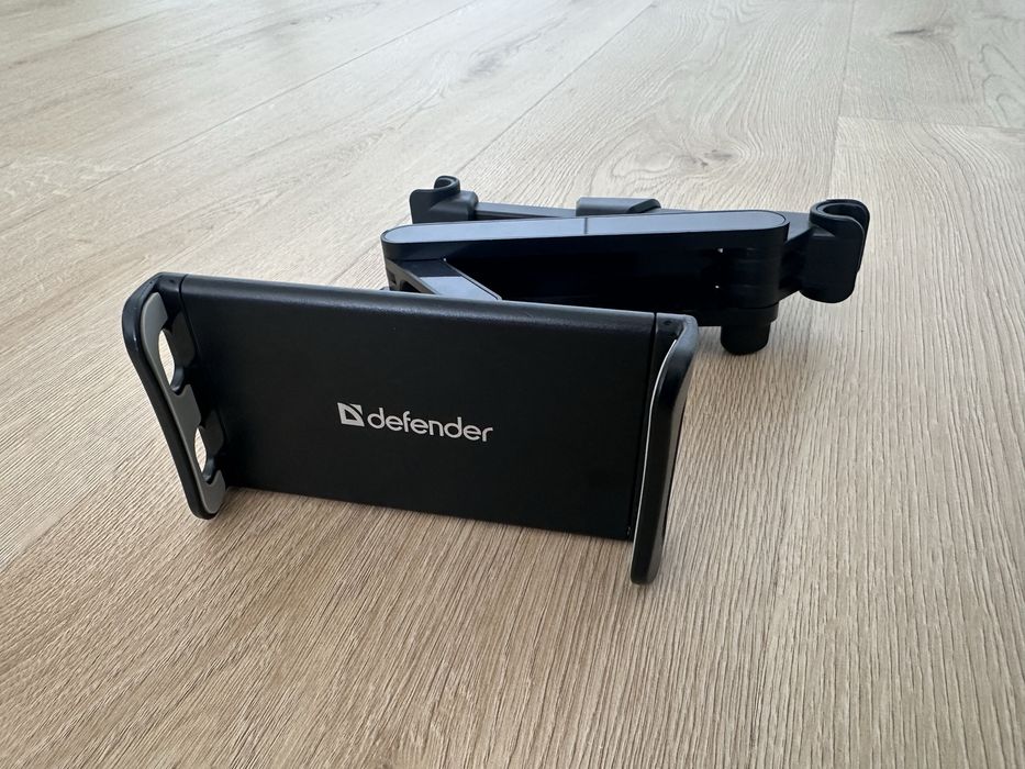 Defender uchwyt samochodowy na telefon tablet