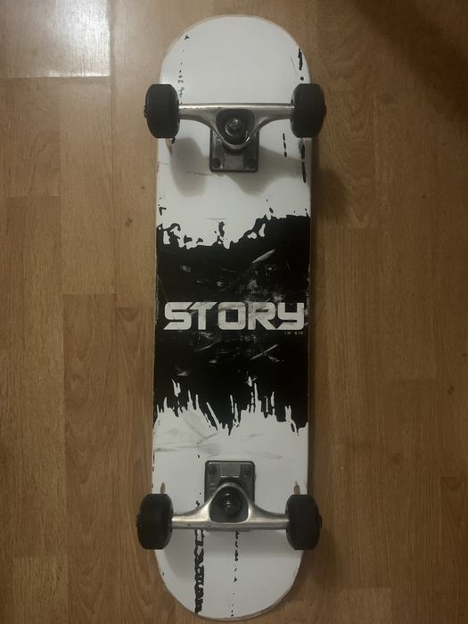 Skate “Story”.