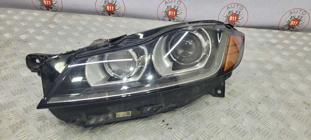 Фара ліва для Jaguar XF 2016-2023 Xenon