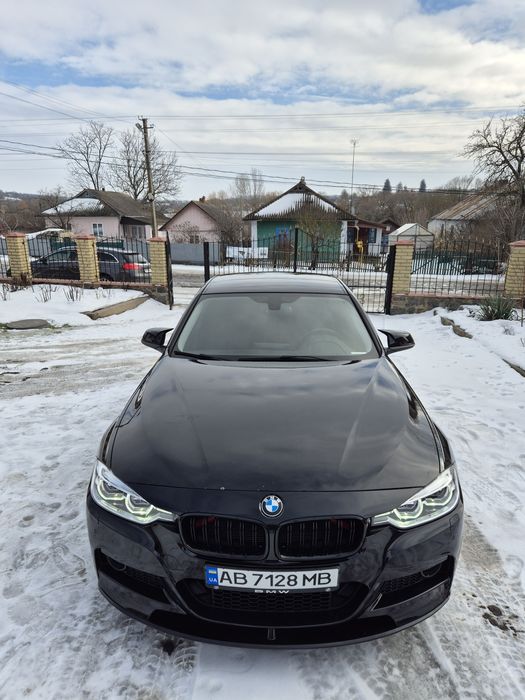 BMW f30 328ix 2015 року