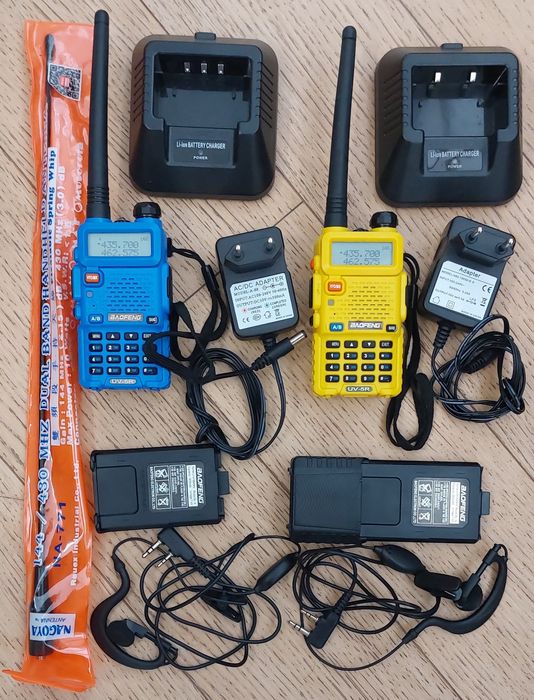 Набор из двух раций BAOFENG UV-5R