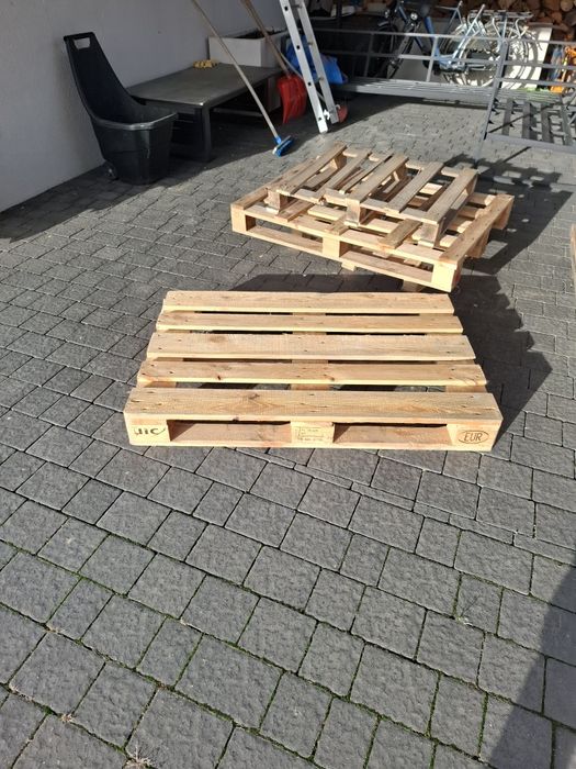 Palety, półpalety