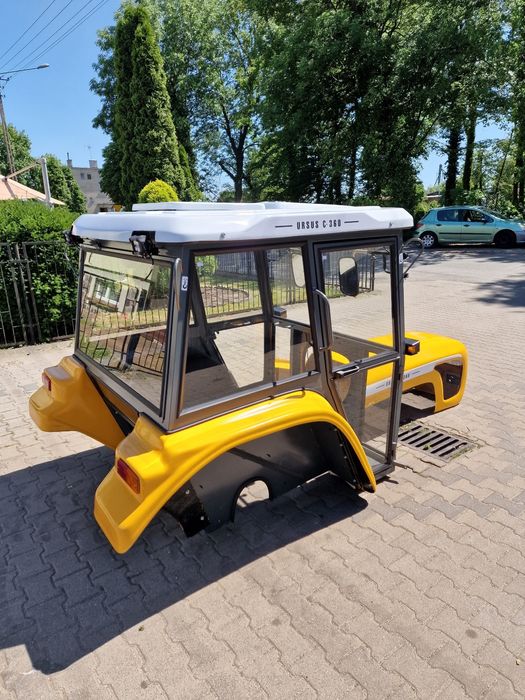 Kabina C360 Kabina ciągnikowa C-360 Ursus c360