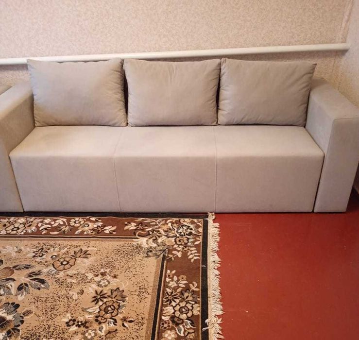 Диван раскладной и кресло