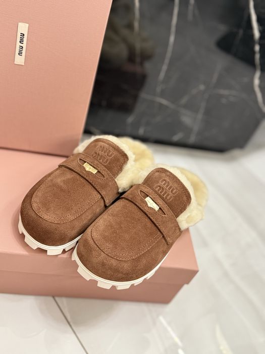 Klapki Miu Miu Brown Suede