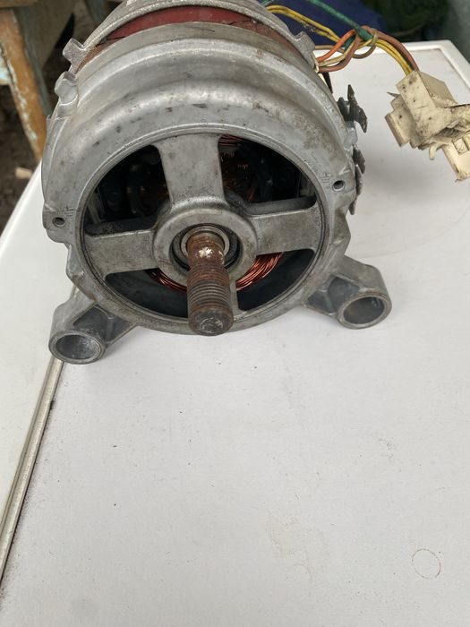 Продам мотор із пральної машинки ZANUSSI