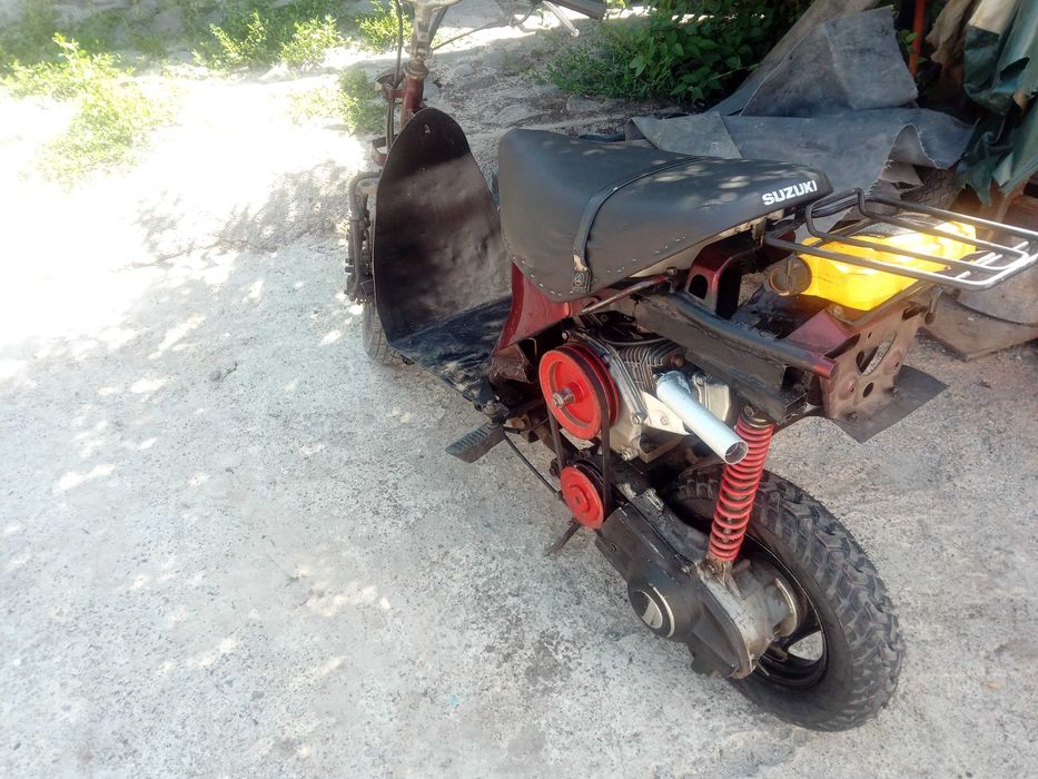 Скутер 200 см3  самодельный на базе suzuki address 100