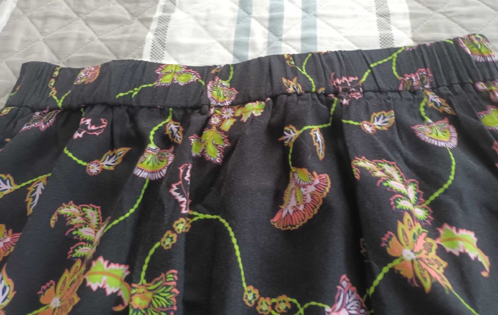 Saia comprida e  florida