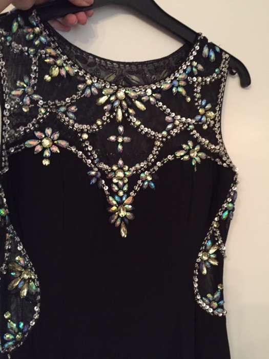 Vestido preto e rosa