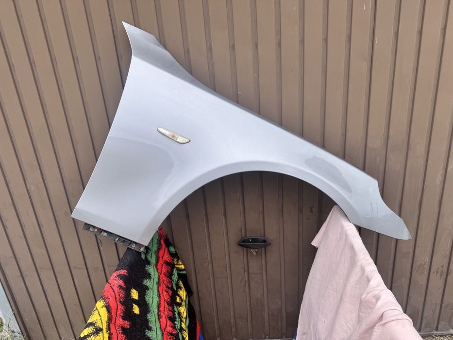 Bme e60 blotnik A08/7 silbergrau metalic