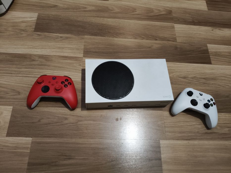 X box series s i 2 pady