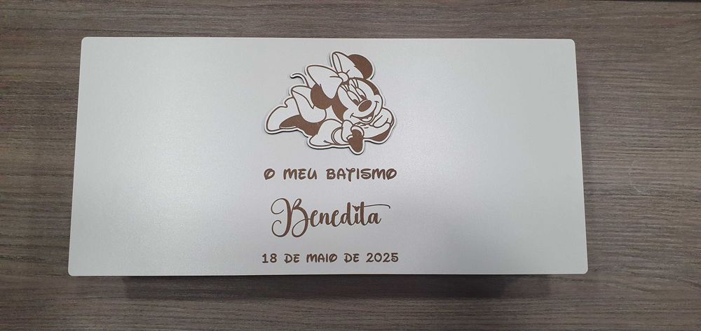 Caixa de batismo personalizada