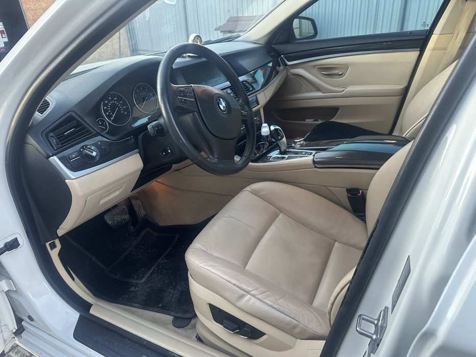 BMW 5 авто в гарному стані