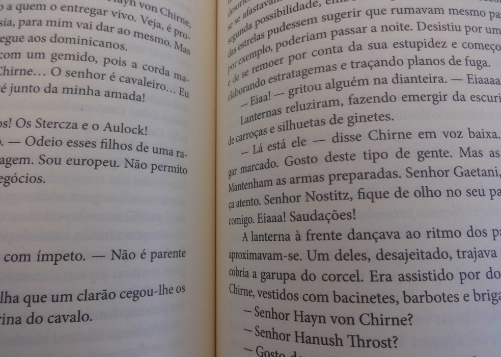 Livro “A Torre dos Loucos”