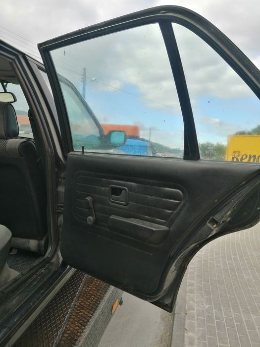 BMW 316i E30 1988 já só motor e caixa de velocidades