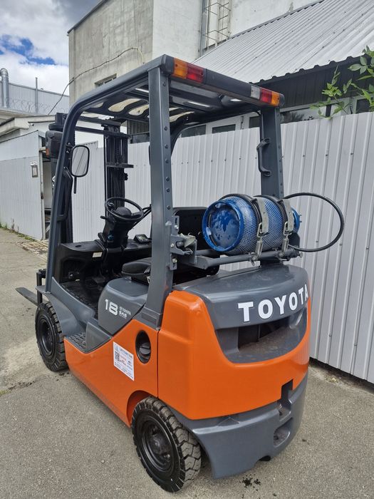 Навантажувач газ бензин 1.8 т Toyota погрузчик газовий Toyota