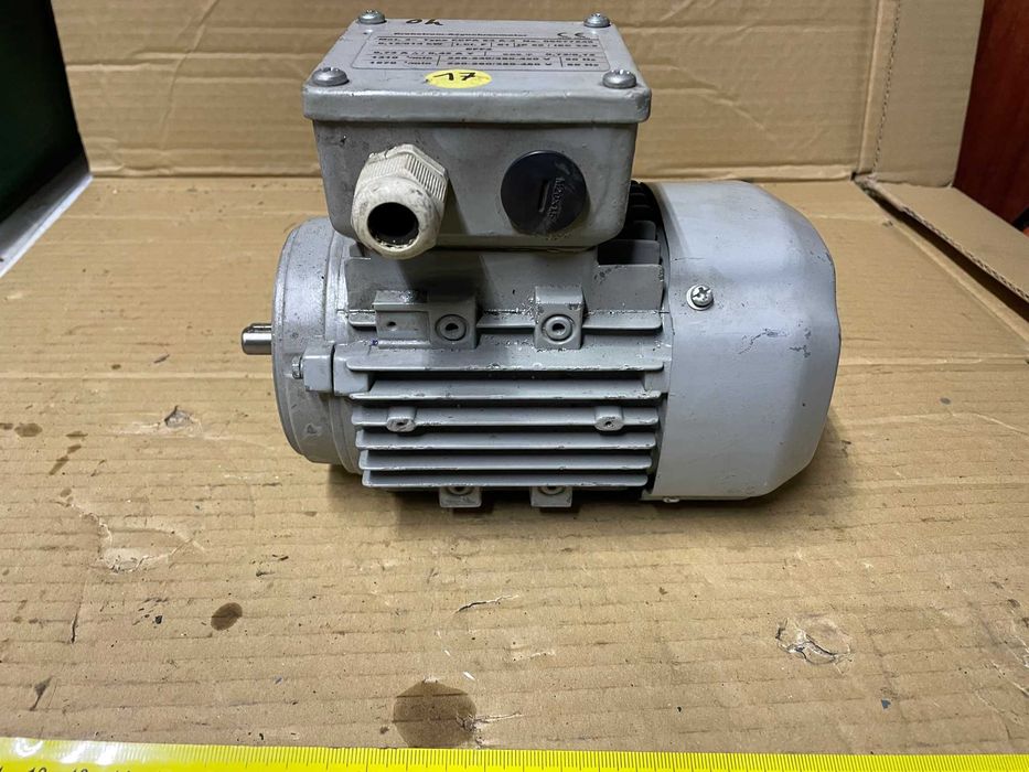 silnik elektryczny 0,12 kw 1310 obr
