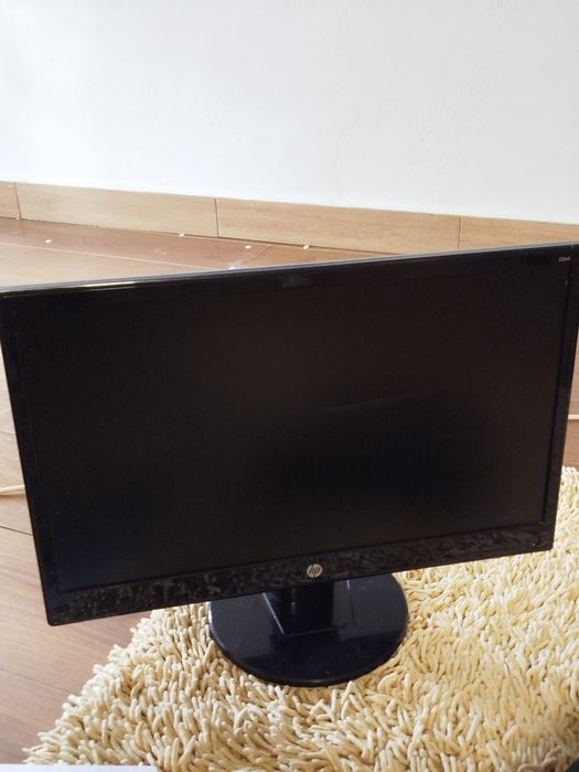 Monitor HP + 11 jogos de ps3