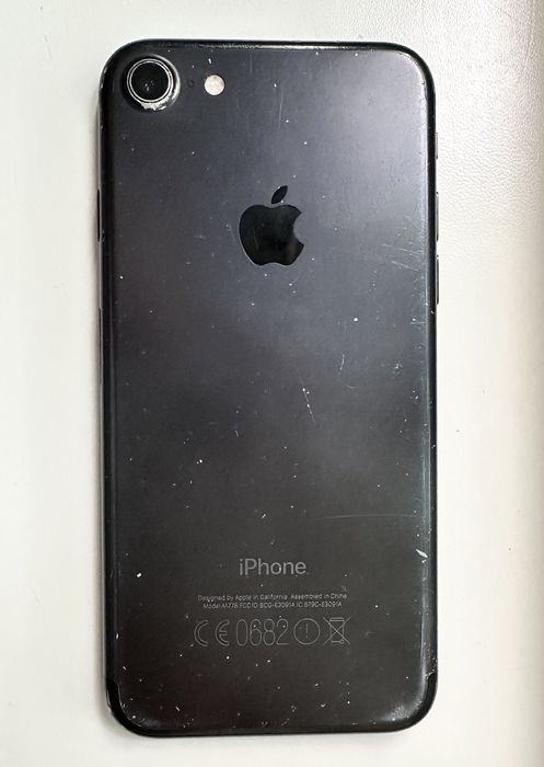iPhone 7 32gb black, батарея 75%
