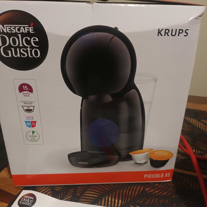 Krups Nescafé Dolce Gusto Piccolo Coffee Machine