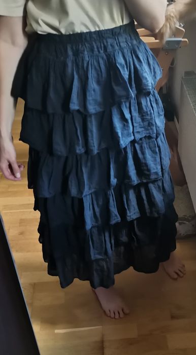 Piękna warstwowa spódnica L/XL