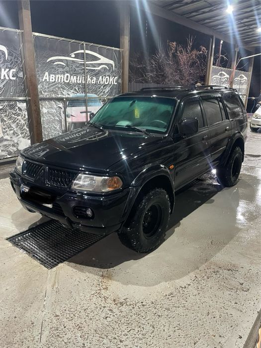 Продам Mitsubishi pajero