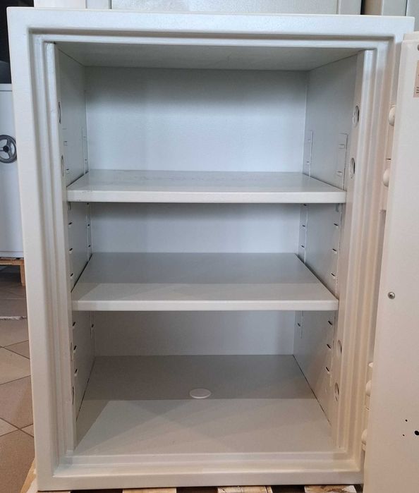 Sejf kasa pancerna III klasa Konsmetal 460 kg