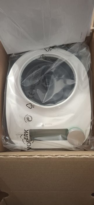 Bimby Tm6 + Bimby Friend + acessórios + saco de transporte