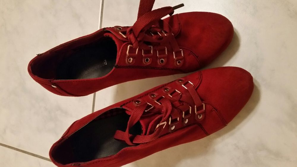 Nowe buty damskie, 39