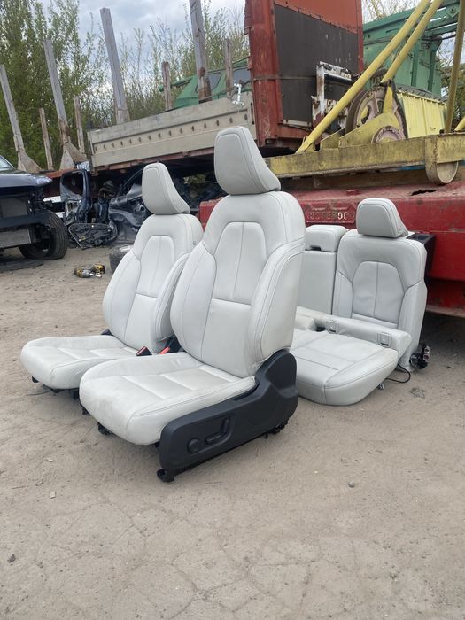 Volvo XC40 C40 салон сидіння