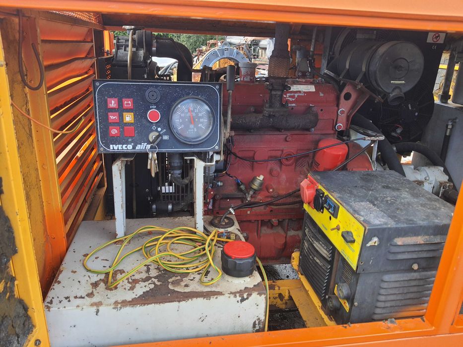 Wiertnica WAMET WPS80 z agregatem hydraulicznym oraz spawarką