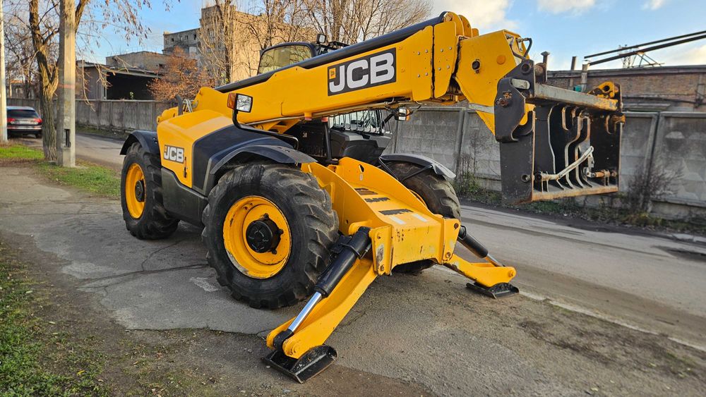 Продам навантажувач телескопічний  JCB 540-140 2018 року