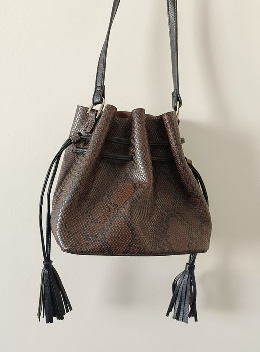 Torebka saszetka Boho retro vintage frędzle na pasku długi pasek worek