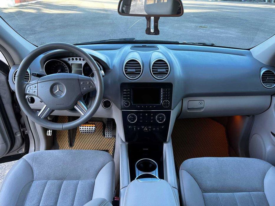 Mercedes-Benz ML350 4Matic