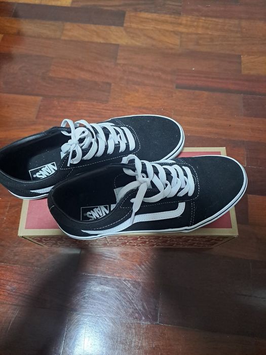 Ténis Vans, novos