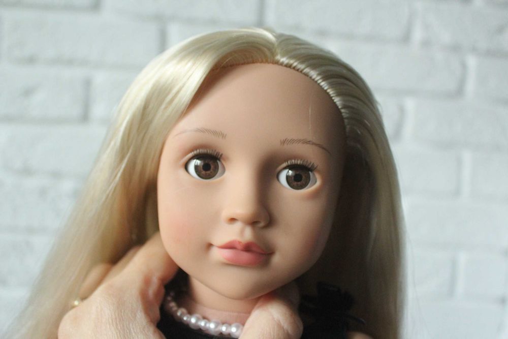 Лялька One Generation фірма Battat кукла баттат