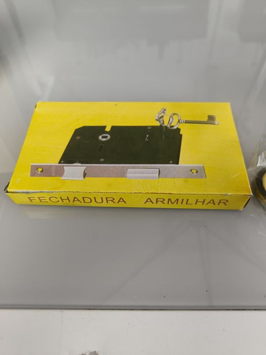 Fechaduras c/ puxador