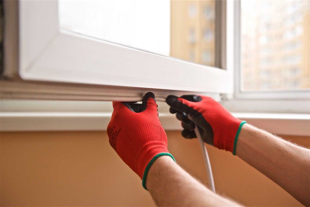 Ремонт вікон. Регулювання вікна. Регулировка окон, дверей.