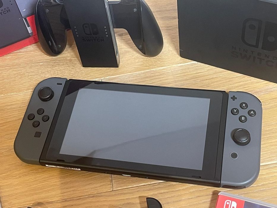 Używana konsola NINTENDO SWITCH 32GB