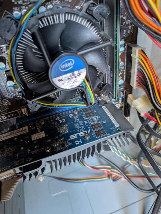 Продам ПК Intel G630 2.1Gz, ОЗУ 4Gb, Asus GT610 1Gb, SSD 128Gb