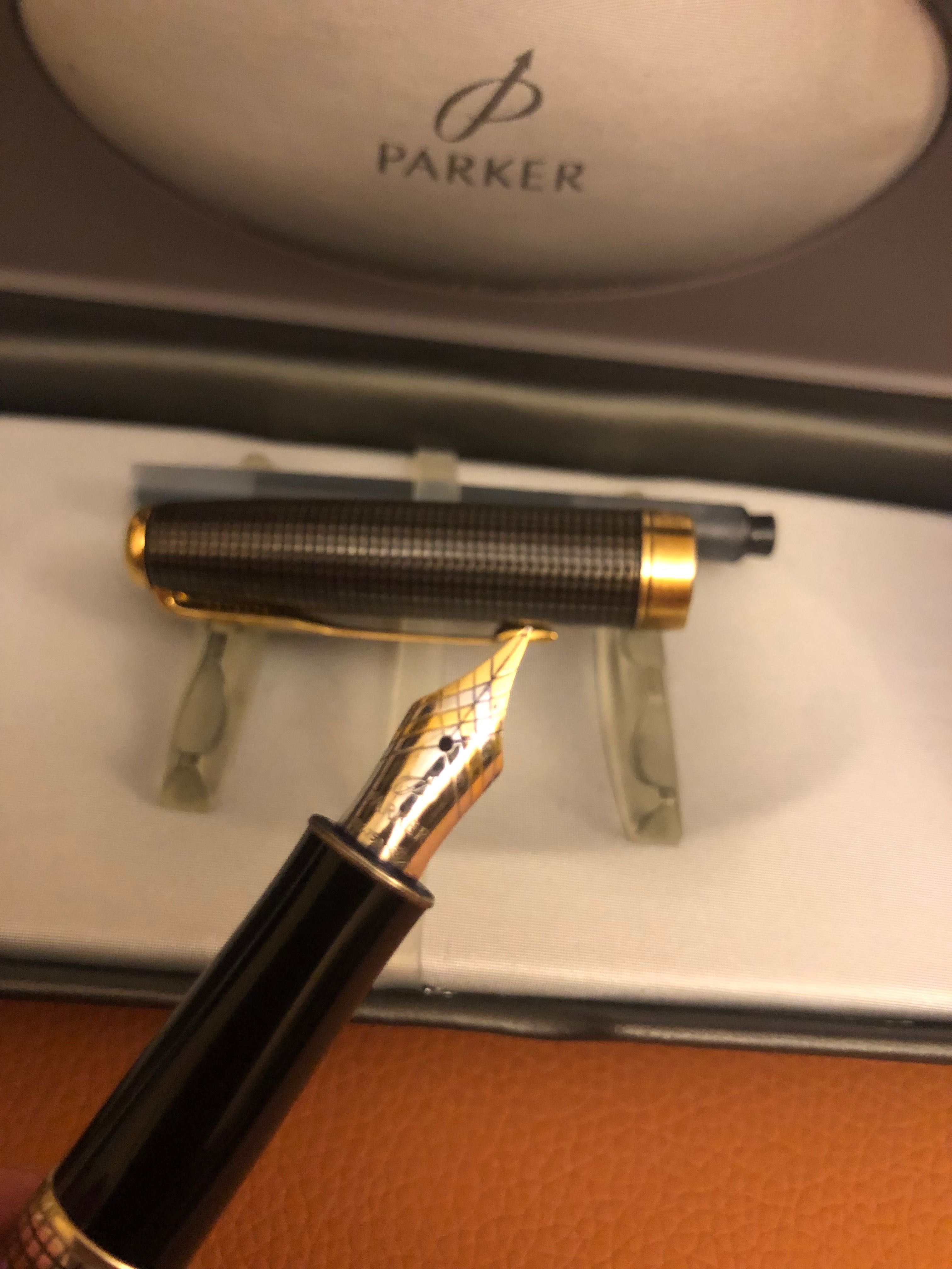 Перьевая авторучка PARKER Sterling Silver CISELE (из серии SONNET): 9 ...