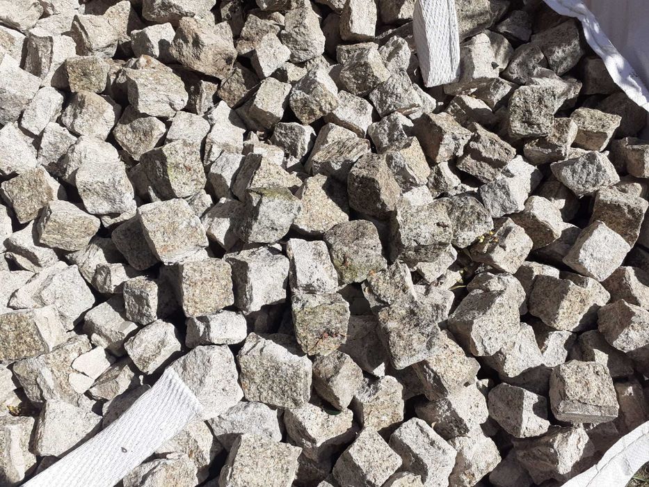 Cubo pedra granito 6x6  3m3  25m2
