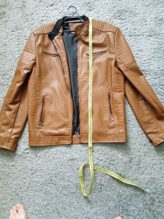 Куртка шкірзам, тяжка, міцна, нова.