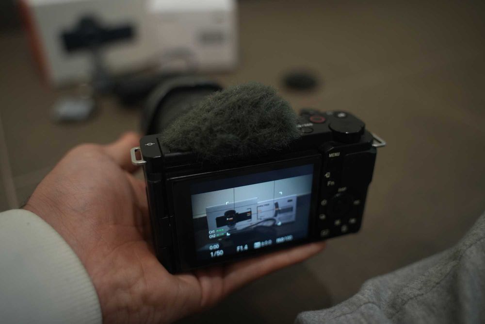 Sony Zve10 + Lente Viltrox 23mm f1.4 | + Extras