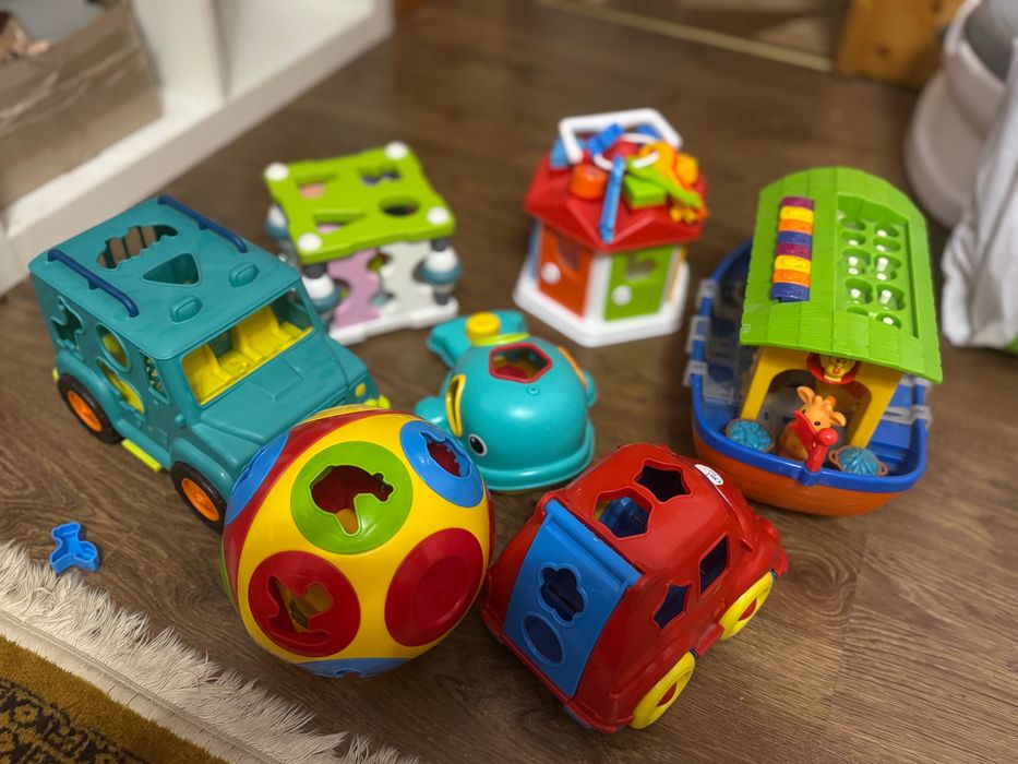 Розвиваючі іграшки. Лот, можна окремо