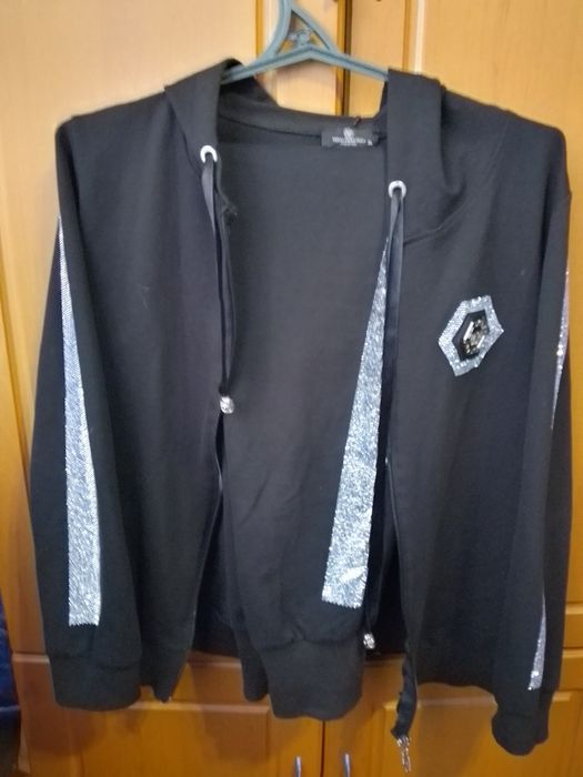 Жіночий спортивний костюм , Турція