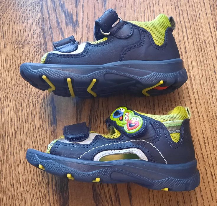 ELEFANTEN sandały sandałki Ulica Sezamkowa granat i oliwka buźki R. 22